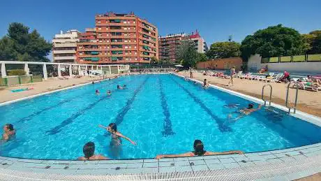 Photo de Piscina de verano La Sagrera