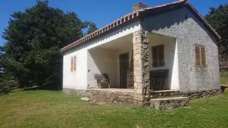 Photo de Casa Forestal de Santuil