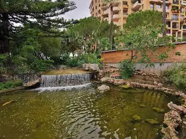 aux Canards Garden