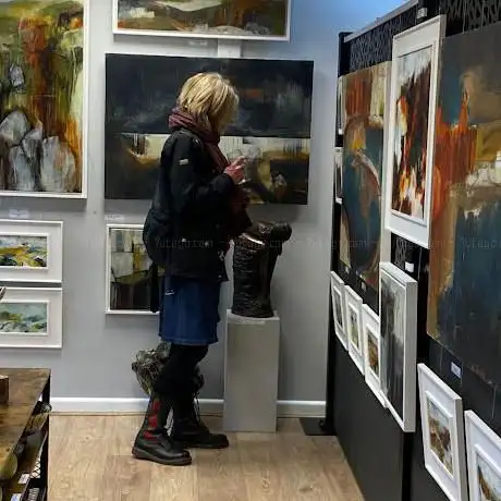 Oriel Llanteglos Gallery