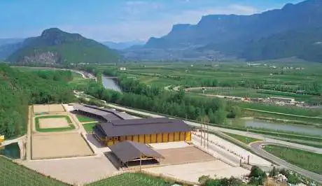 Photo de Alps Coliseum