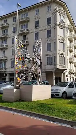 Confine Savona-Vado Ligure