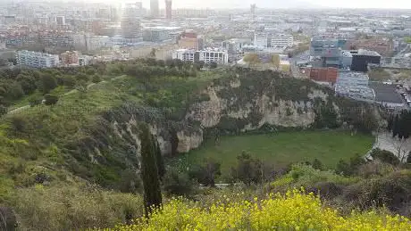 Photo de Memorial a les VÃctimes del Nazisme