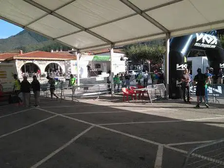 Photo de La Serna - Aparcamiento y Recinto Ferial