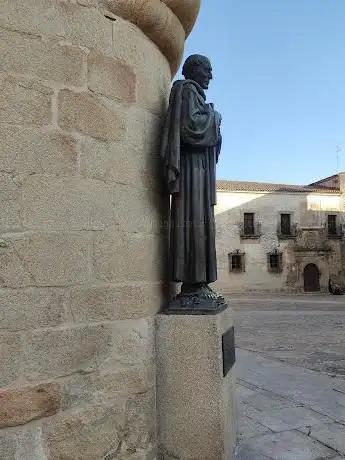 Photo de Monumento a San Pedro de Alcántara