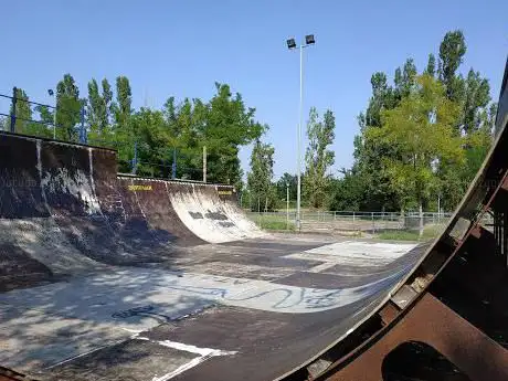 Photo de Skatepark rampa Villa Fastiggi