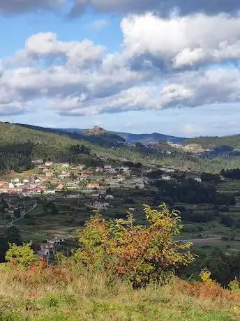 Photo de Ãrea recreativa de Chan da Costa