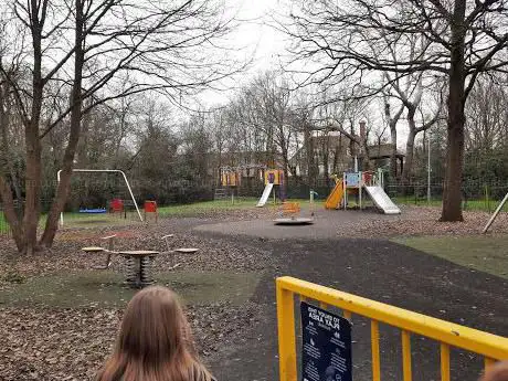 Photo de Noak Bridge Play Park and Green