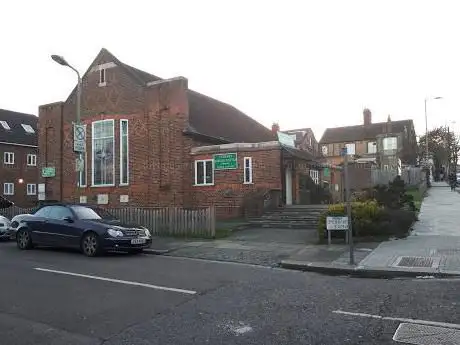 Photo de Church End Baptist Church