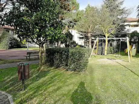 Photo de Parco Pubblico di Via Donizetti