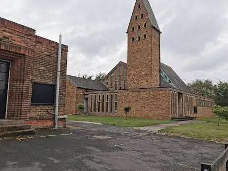 Photo de St Leonard & St Jude Church