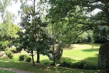 Menhirs de Tingoff