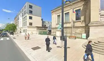 Statue Casimir de la vigne