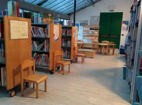 Photo de Alice's Library