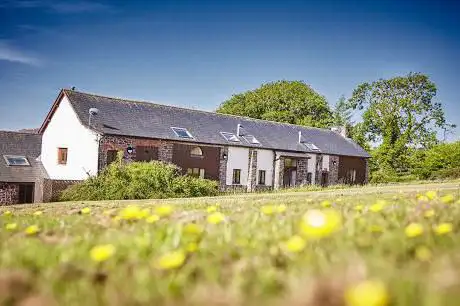 Country and Coastal Retreats
