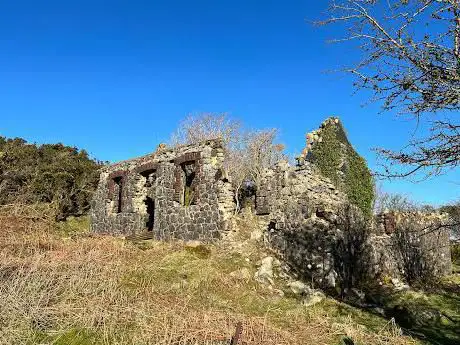 Watchet Hill Cottage (The Blackhouse)