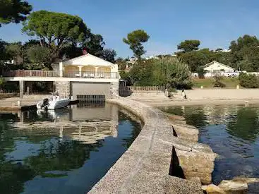Photo de Plage Les Cigales