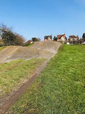 Photo de Vandyke Road Bike jumps