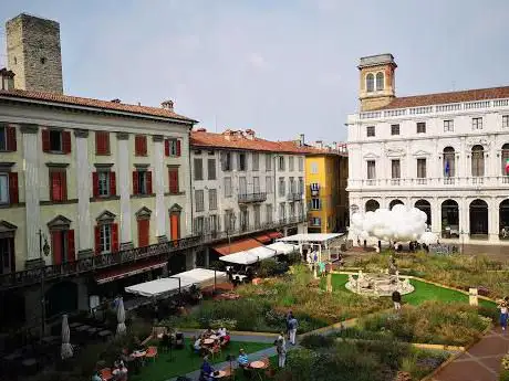 Photo de Biblioteca Comunale Decentrata Gavazzeni