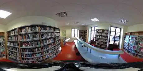 Photo de Biblioteca Pública de Cabra