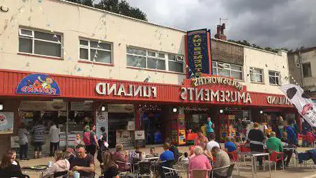 Holdsworth Amusements