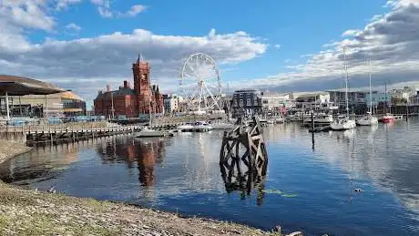 Giant Ferris Wheel