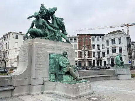 Statue Baron Lambermont