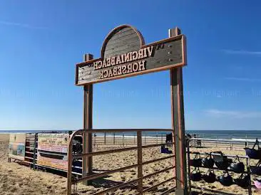 Photo de Virginia Beach | (OBX) Horseback