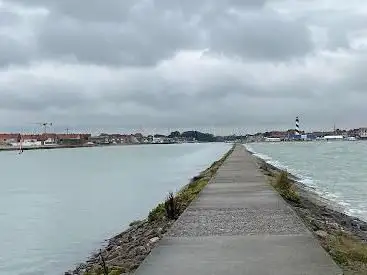 extrémité de la jetée Est du port de Gravelines