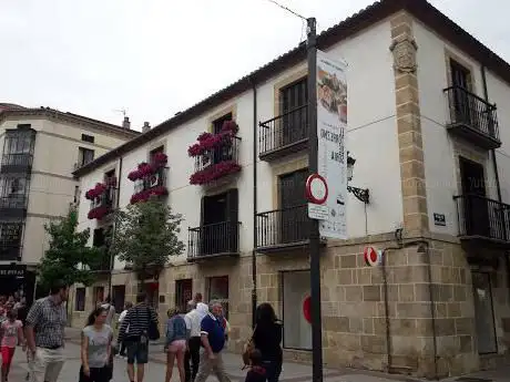 Photo de Tourist Information Office
