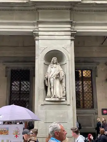 Statue of Francesco Redi
