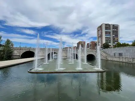 Photo de Estanques del Puente de Segovia