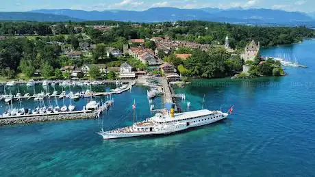 Photo de LNM - Navigation sur les Trois-Lacs