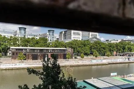 Photo de K1 (KANAL-Centre Pompidou)