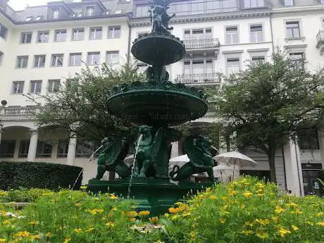 Photo de Centralhof Monument