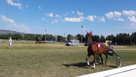Photo de Hippodrome Saint Gervais