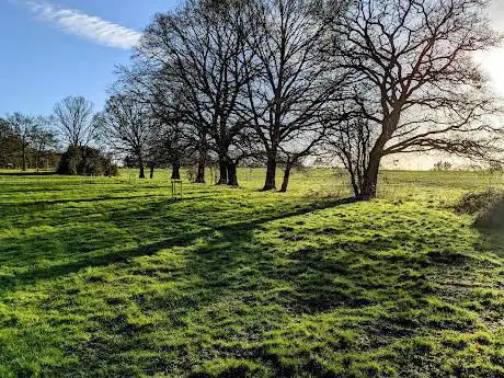 Photo de Hawley Farm Country Park