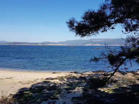 Photo de Playa Os Bufos