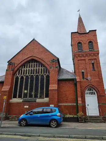 Photo de Oswestry Methodist Church