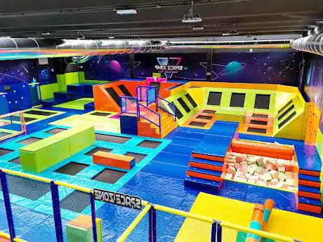 Photo de Space Jump - Trampoline Park