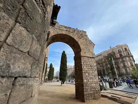 Photo de Muraille romaine de Barcelone
