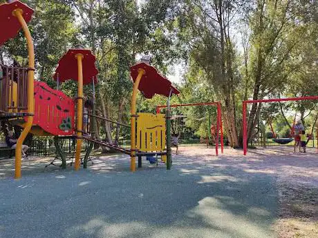 Photo de Aire de jeux pour enfants