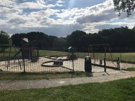 Photo de Danby Close Children's Playground