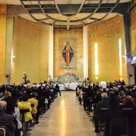 Photo de Church of Saint Mary 'Regina'