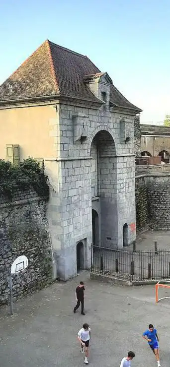 Photo de Porte Saint-Laurent
