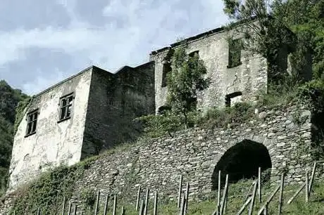 Castello Inferiore della Costa