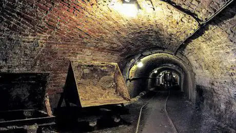 Photo de Tar Tunnel