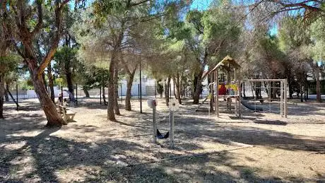 Photo de Parc enfants ombragé
