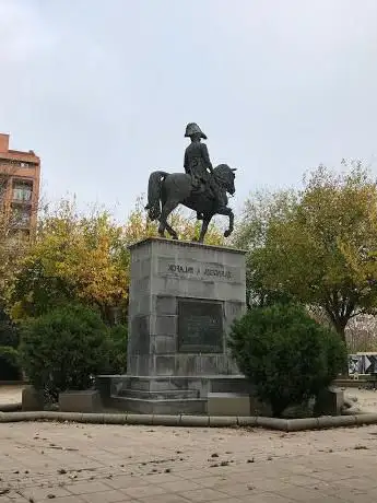 Photo de Monumento de Zaragoza a Palafox