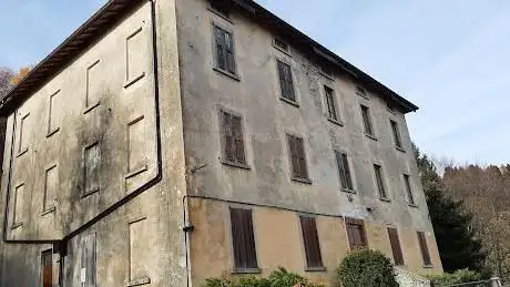 ex rifugio binate